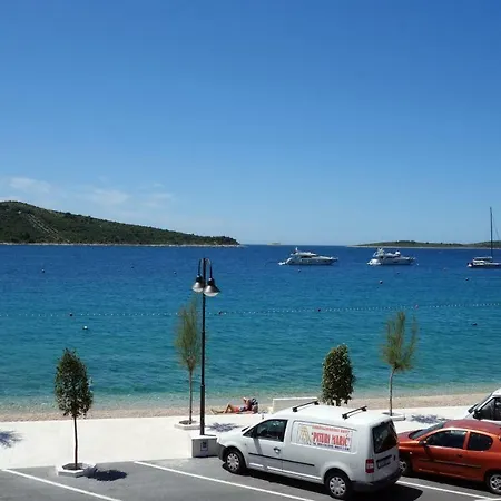 Lanterna * Primošten