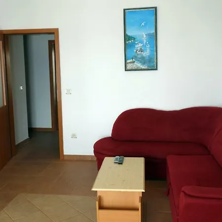 Apartment Lanterna Primosten